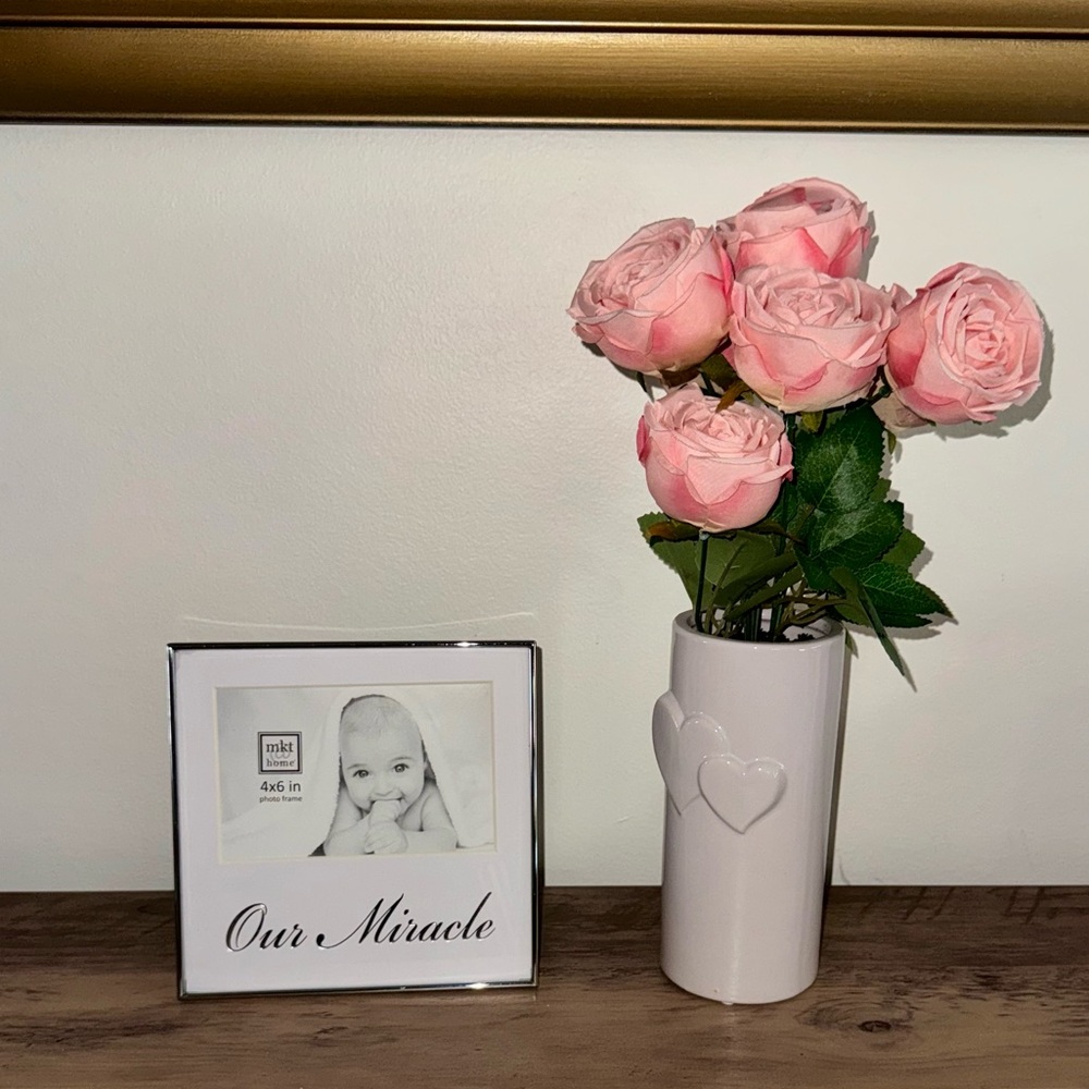 🔲 Silver Photo Frame with 'Our Miracle' Inscription 👶🏻